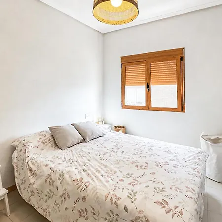 Апартаменти 2 Bedroom Front In *