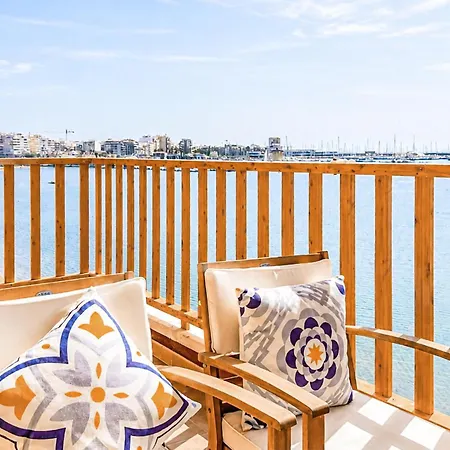 Апартаменти 2 Bedroom Front In